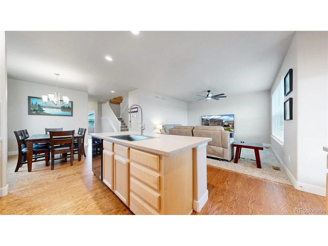 Photo of 2476 Graceful St