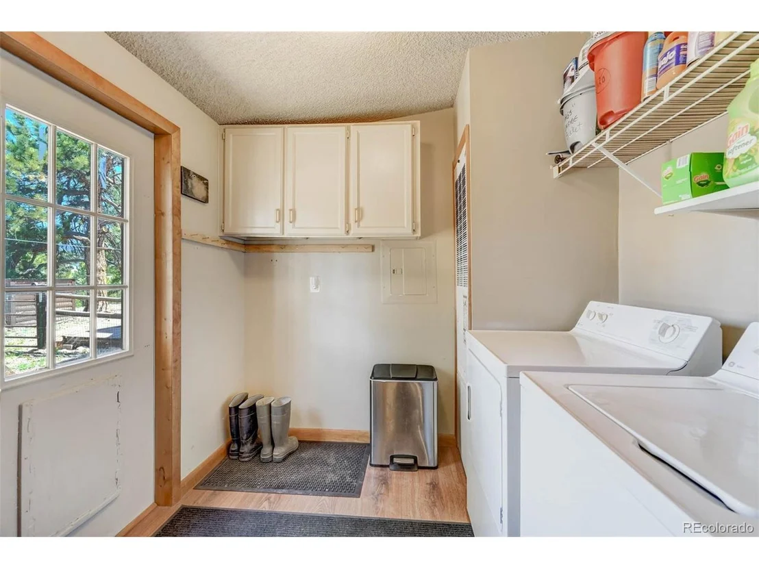 Photo of 100 Hawk Ln