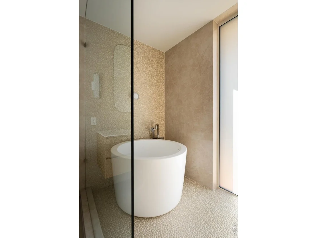 Photo of 1750 Sunset Blvd