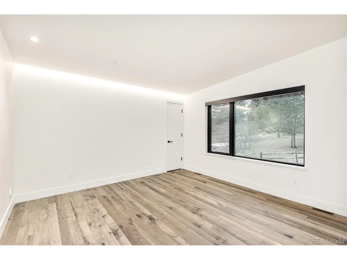 Photo of 7526 Spring Dr