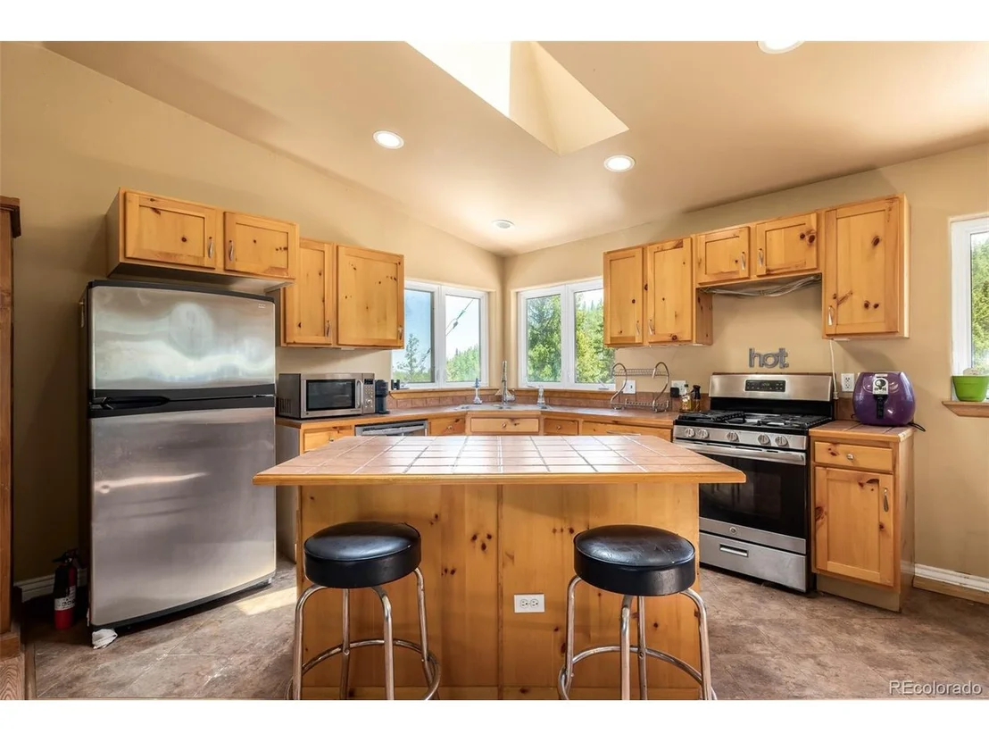 Photo of 2655 Gamble Gulch Rd