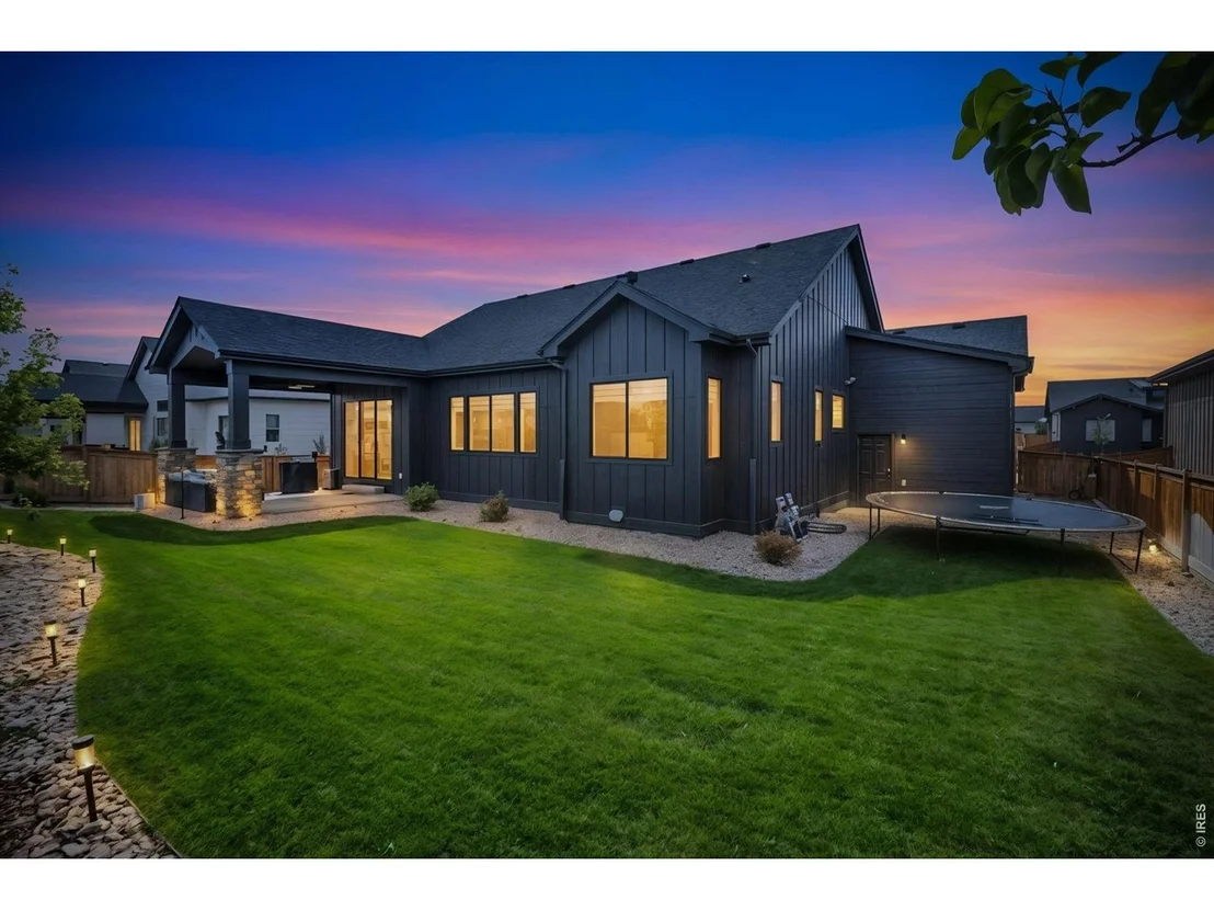 Photo of 843 Clydesdale Dr