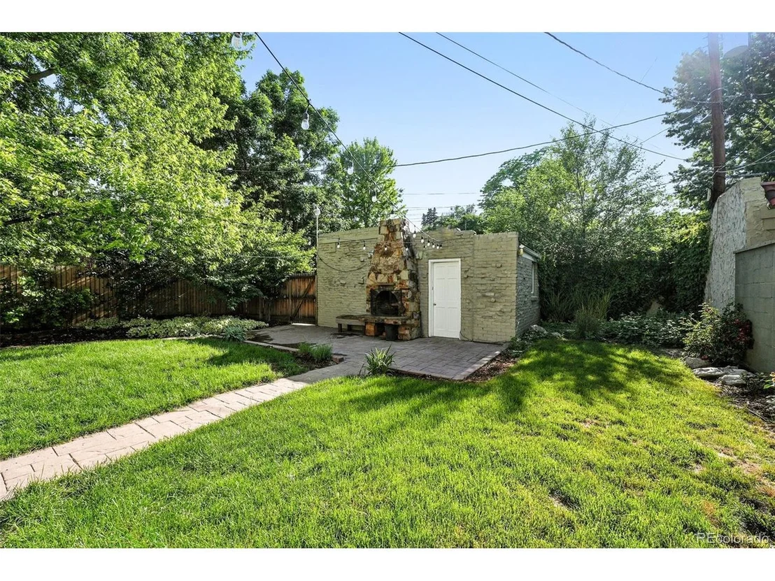Photo of 1731 Locust St