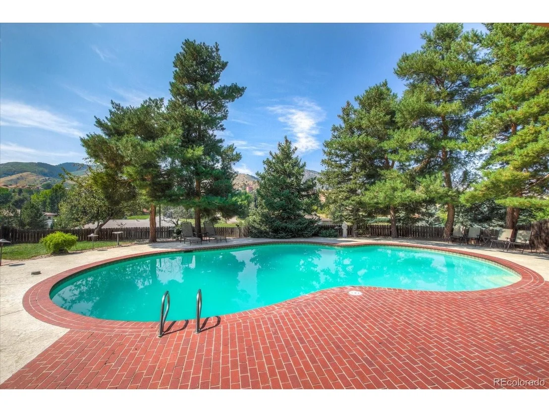Photo of 6073 Willowbrook Dr