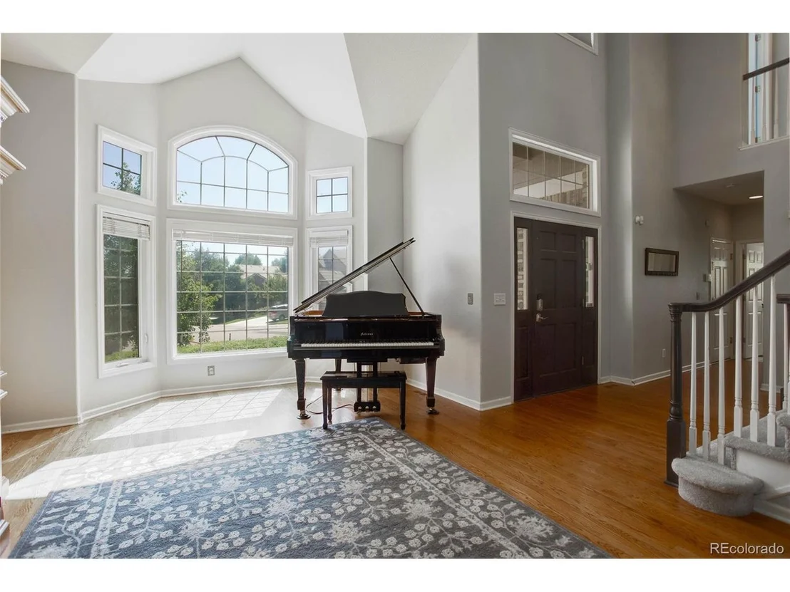 Photo of 345 Onyx Way