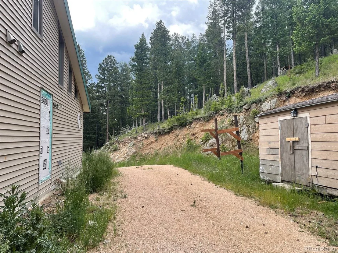 Photo of 760 N Pine Dr