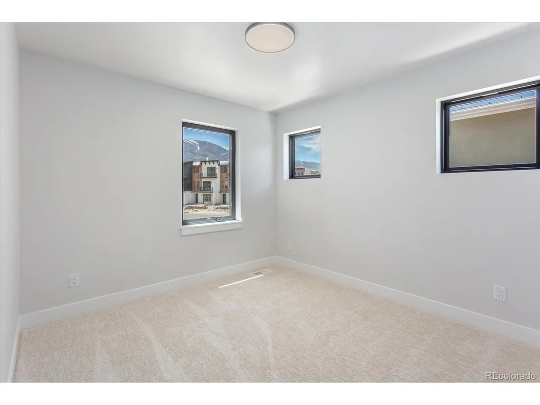 Photo of 126 Chase St