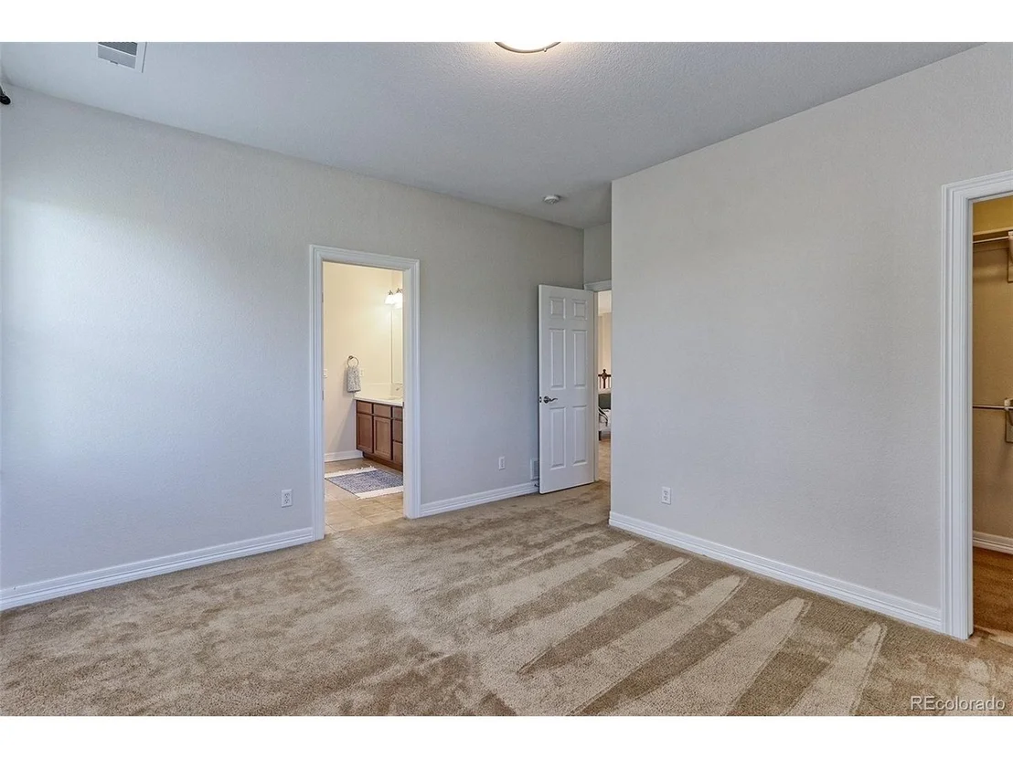 Photo of 14043 Pinehurst Cir