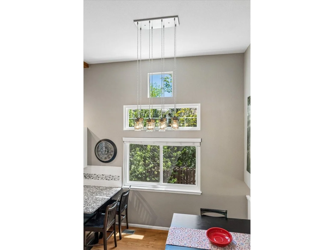 Photo of 562 Spruce Cir