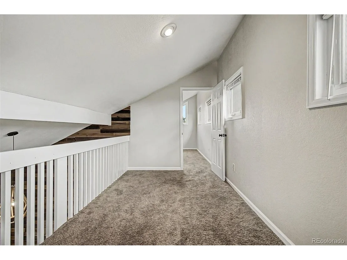 Photo of 8286 Lightening View Dr