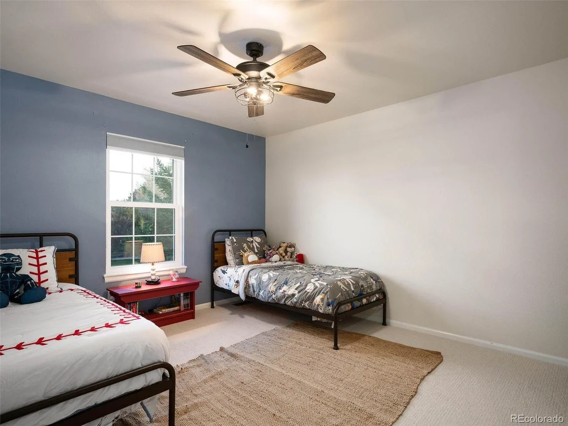 Photo of 369 Shoreham Cir
