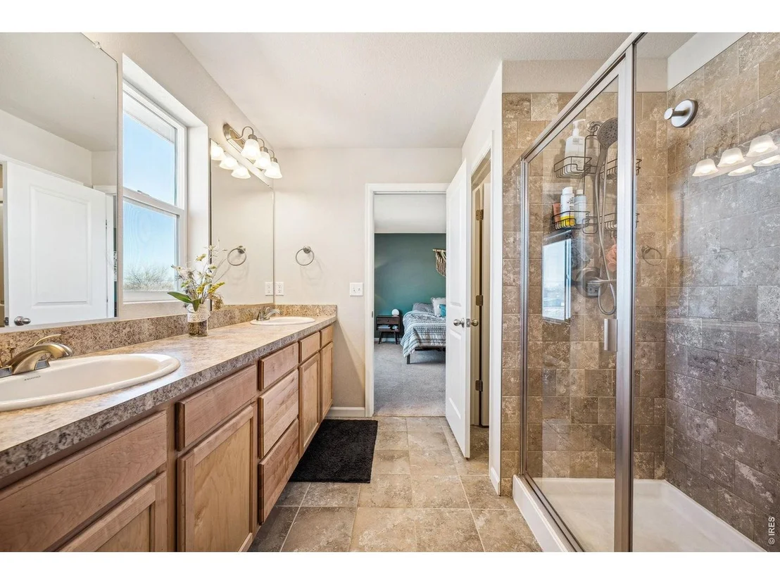 Photo of 376 Country Rd
