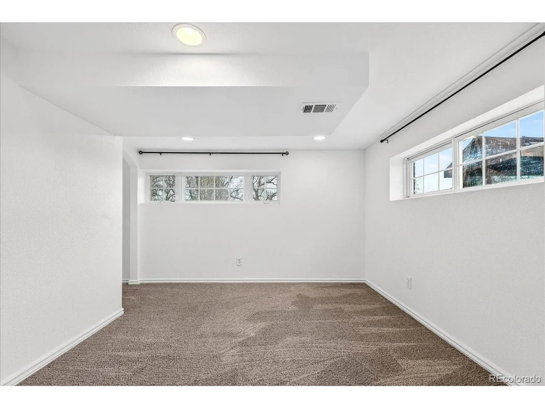 Photo of 3161 Vantage Dr