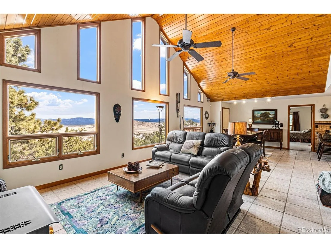 Photo of 1301 Pheasant Loop