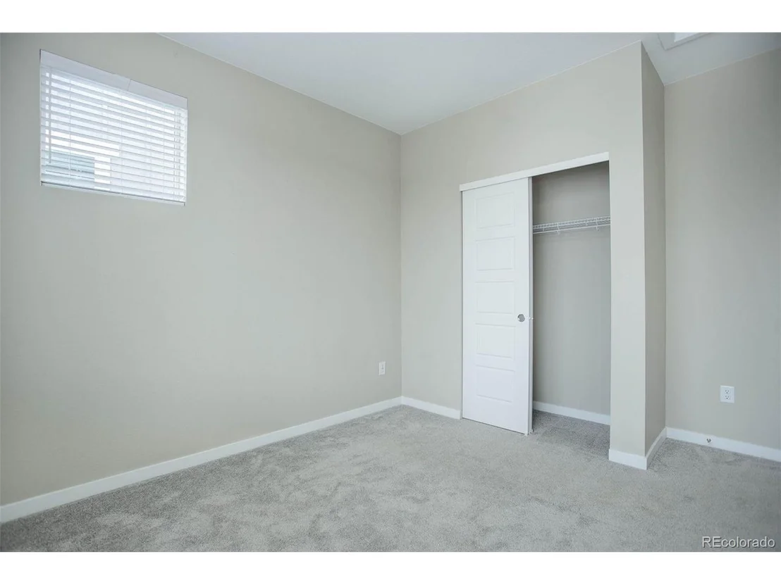 Photo of 11044 Shining Star Cir