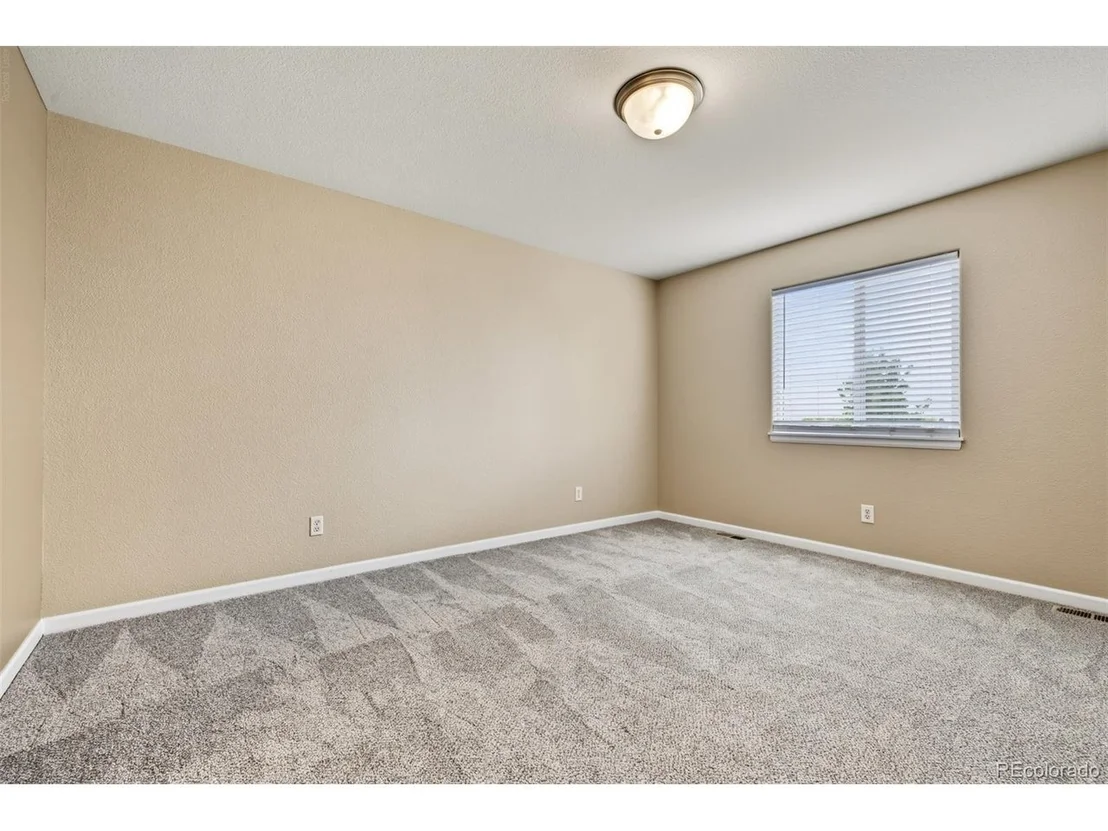 Photo of 385 Cholla Dr