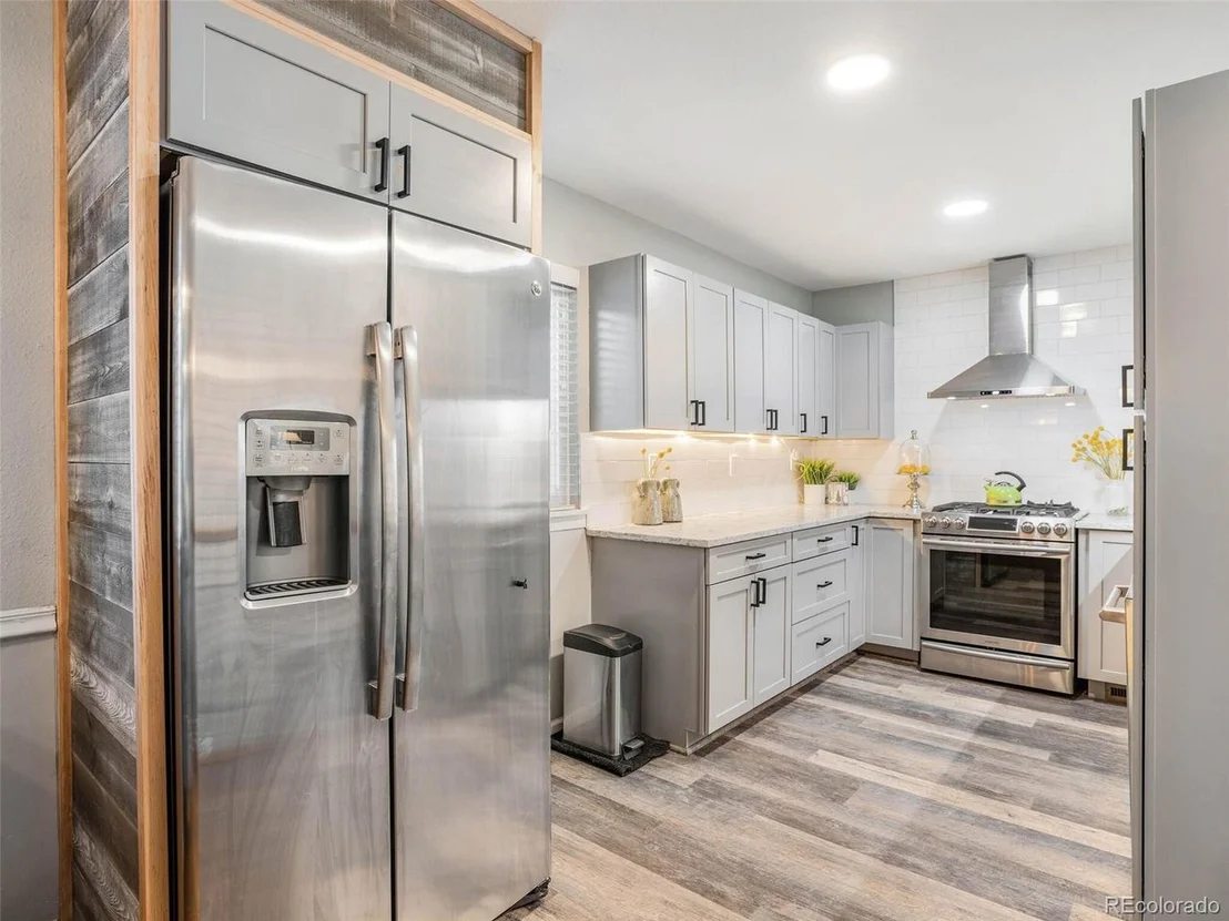 Photo of 755 Bedivere Cir