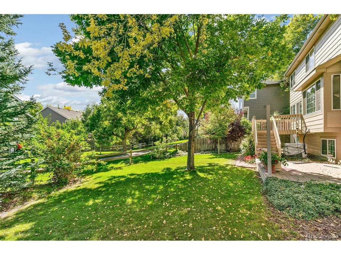 Photo of 9528 La Quinta Dr