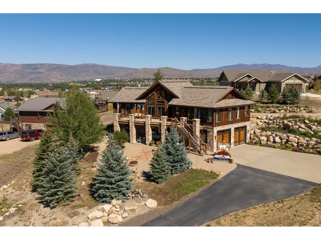 Photo of 320 County Road 8947