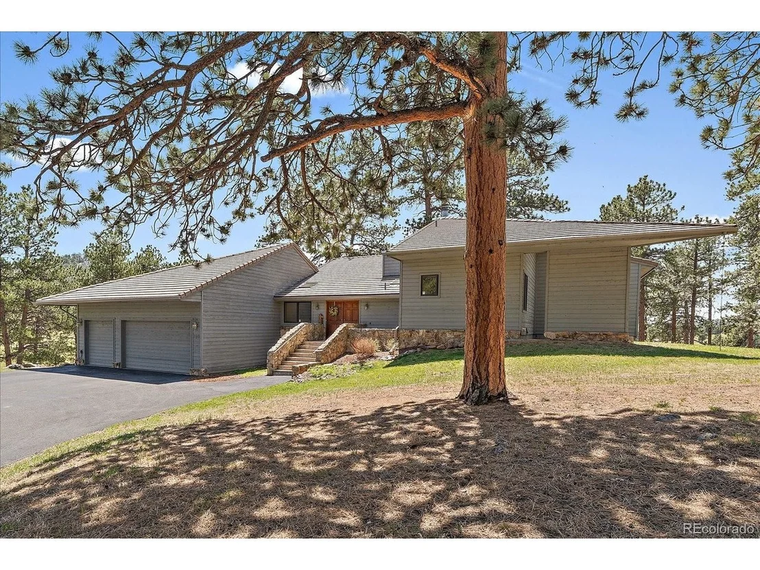 Photo of 395 Spring Ranch Dr