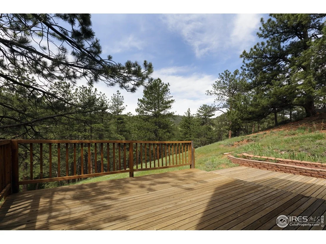 Photo of 604 Bow Mountain Rd