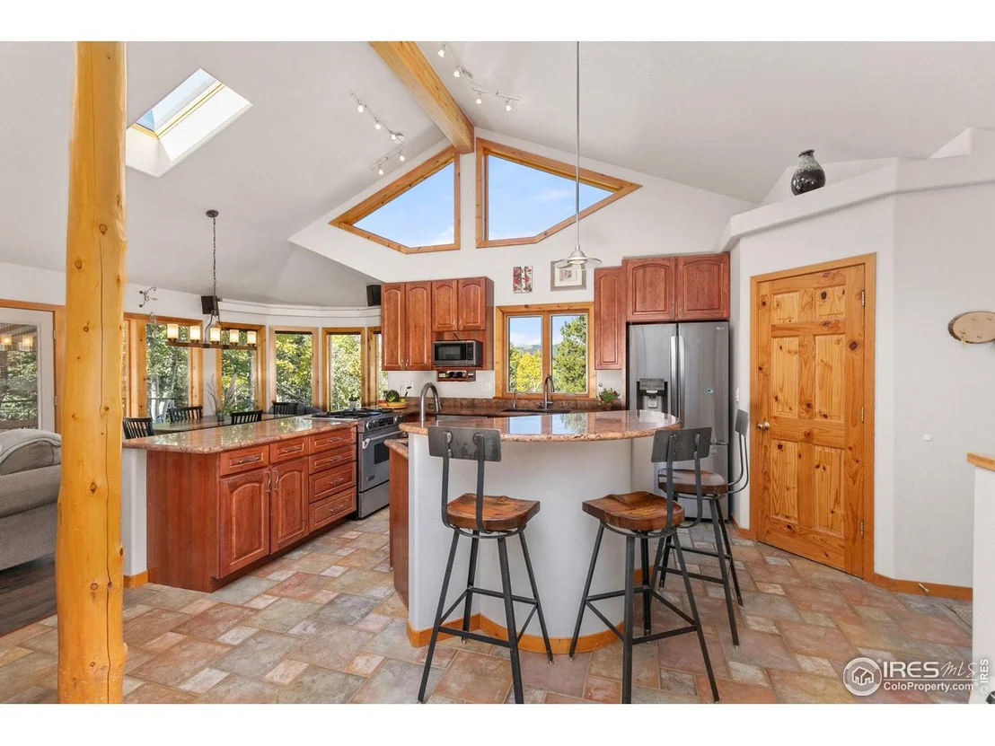 Photo of 1785 Coyote Cir