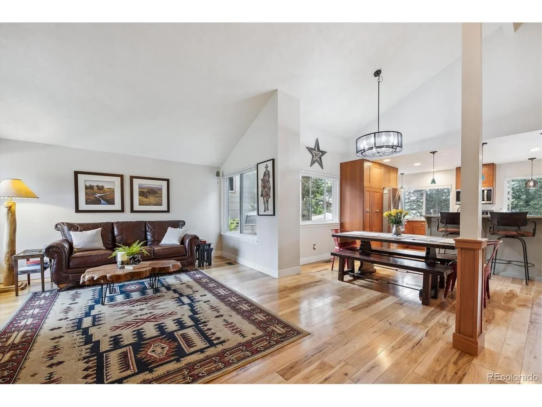 Photo of 6715 W 80th Cir