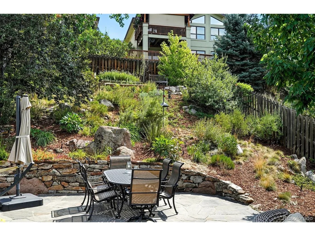 Photo of 1347 Pine View Rd