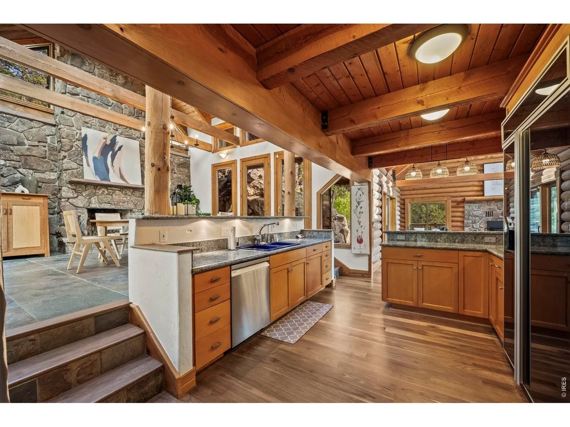 Photo of 172 Tall Pine Ln