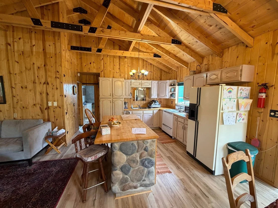 Photo of 25 Aspen Dr