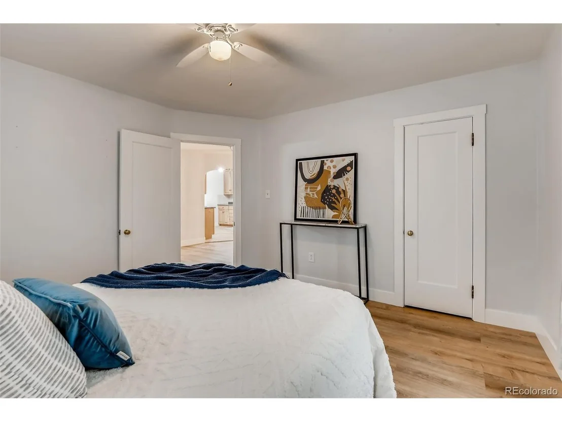 Photo of 2875 Depew St