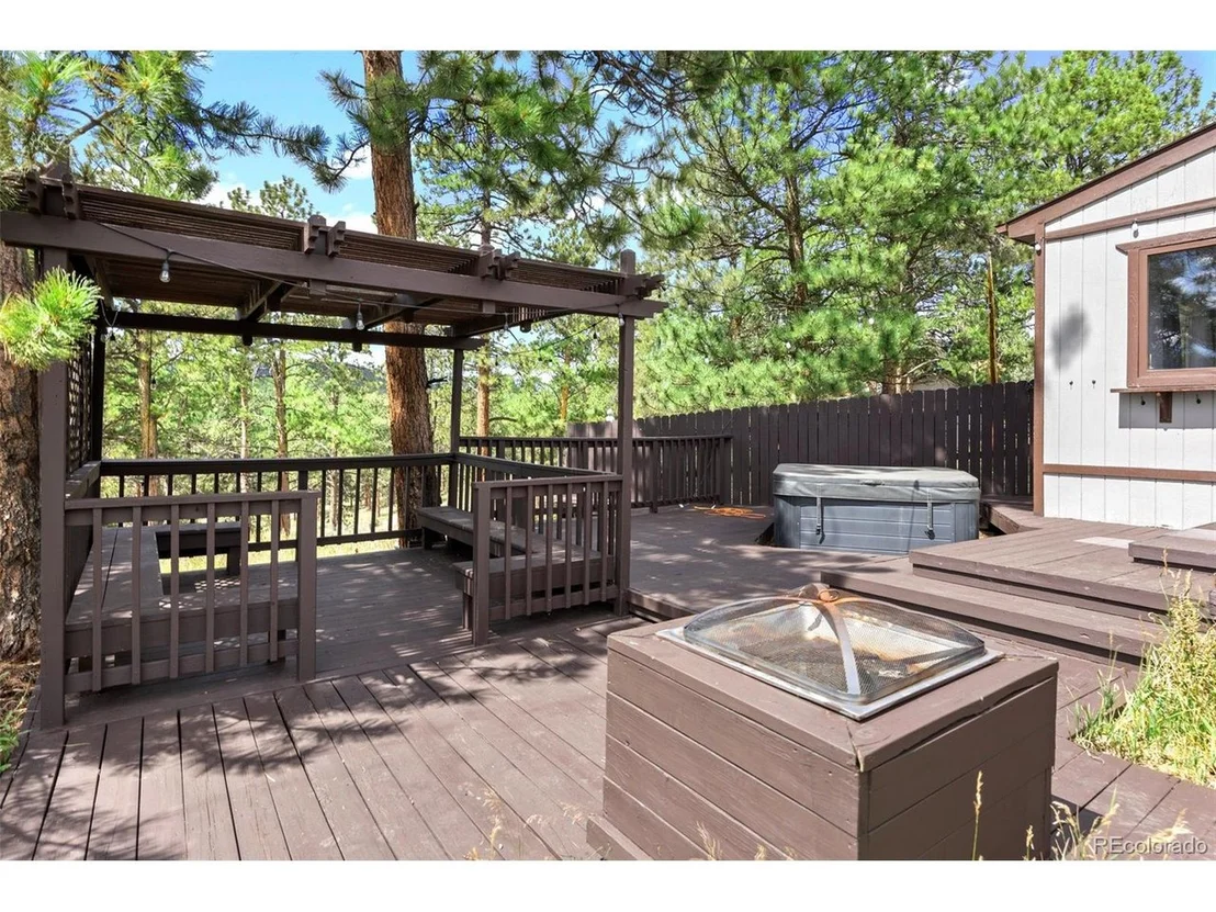 Photo of 23 Moon Dr