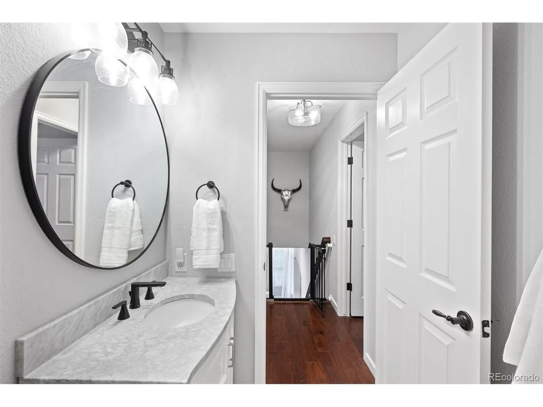 Photo of 2922 White Oak Trl