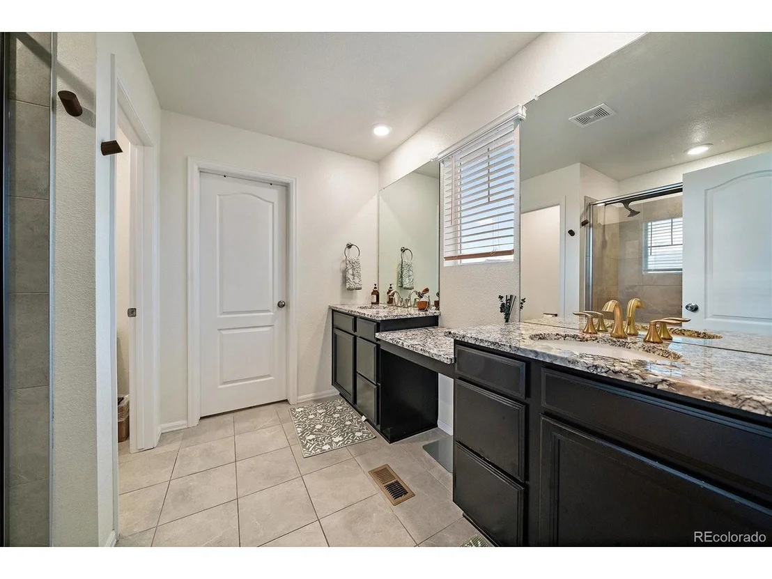 Photo of 10975 Wheeling St