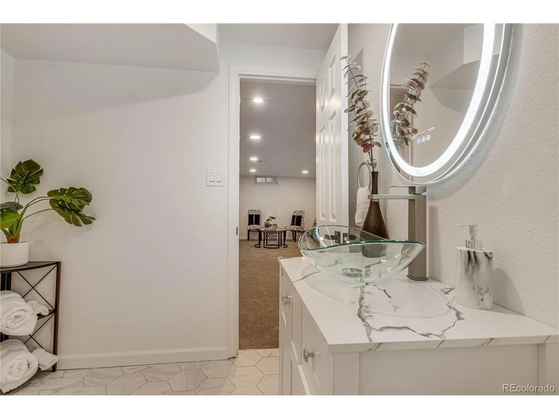 Photo of 3550 Eudora St