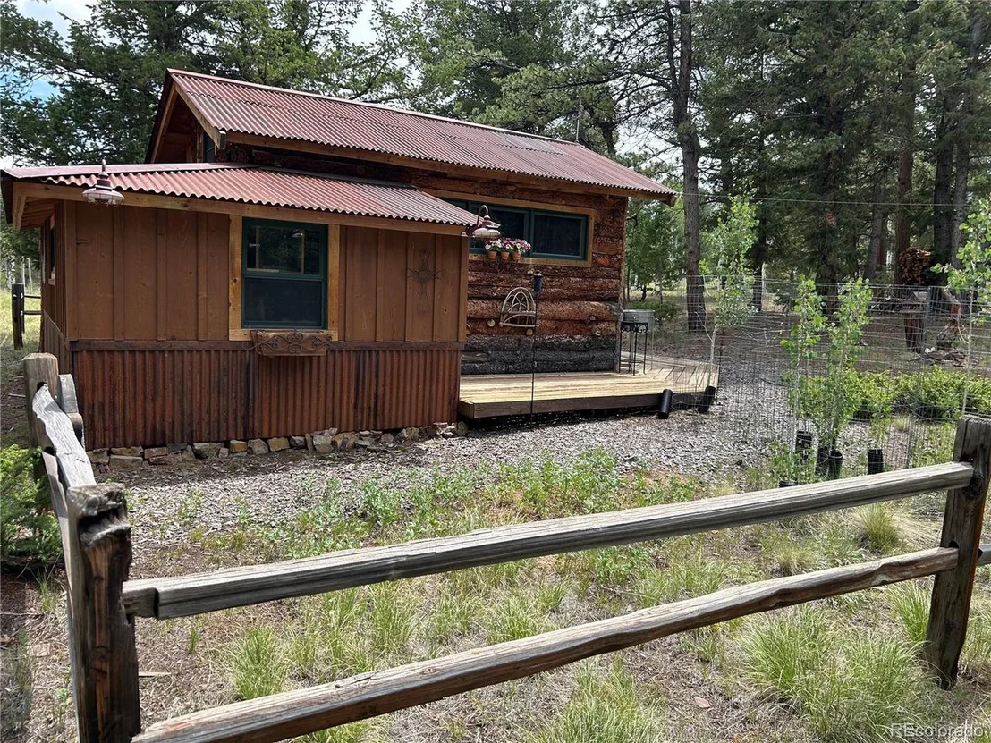 Photo of 2130 Pitchfork Rd