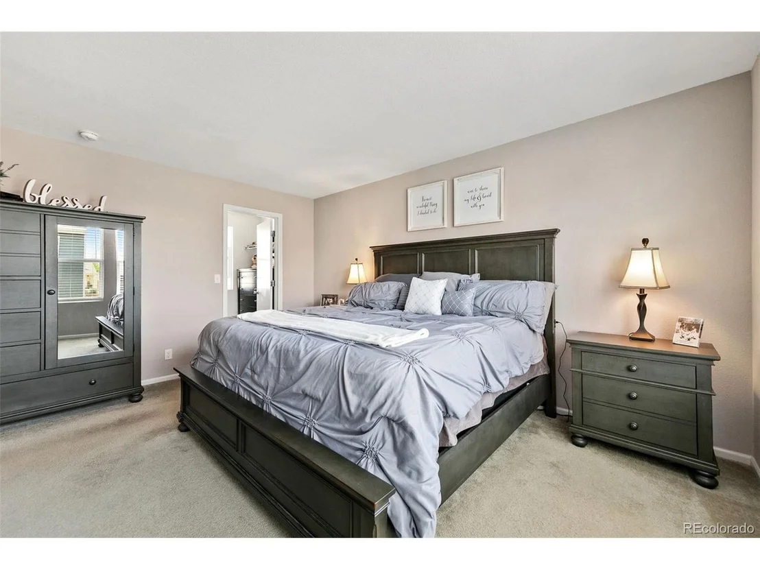 Photo of 875 Lonewolf Cir