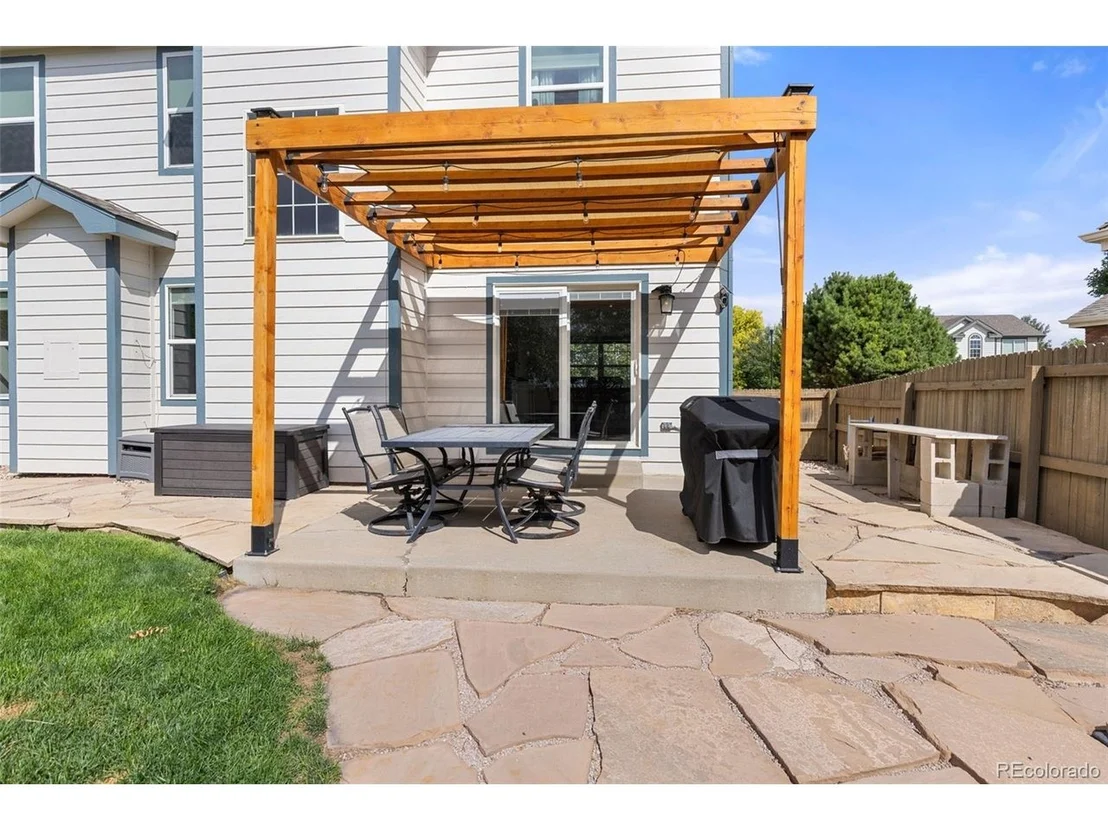 Photo of 108 Sandstone Dr