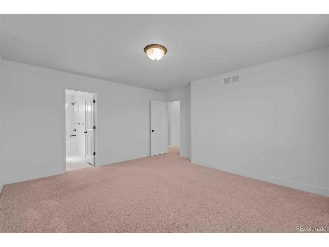 Photo of 827 Forest Canyon Rd