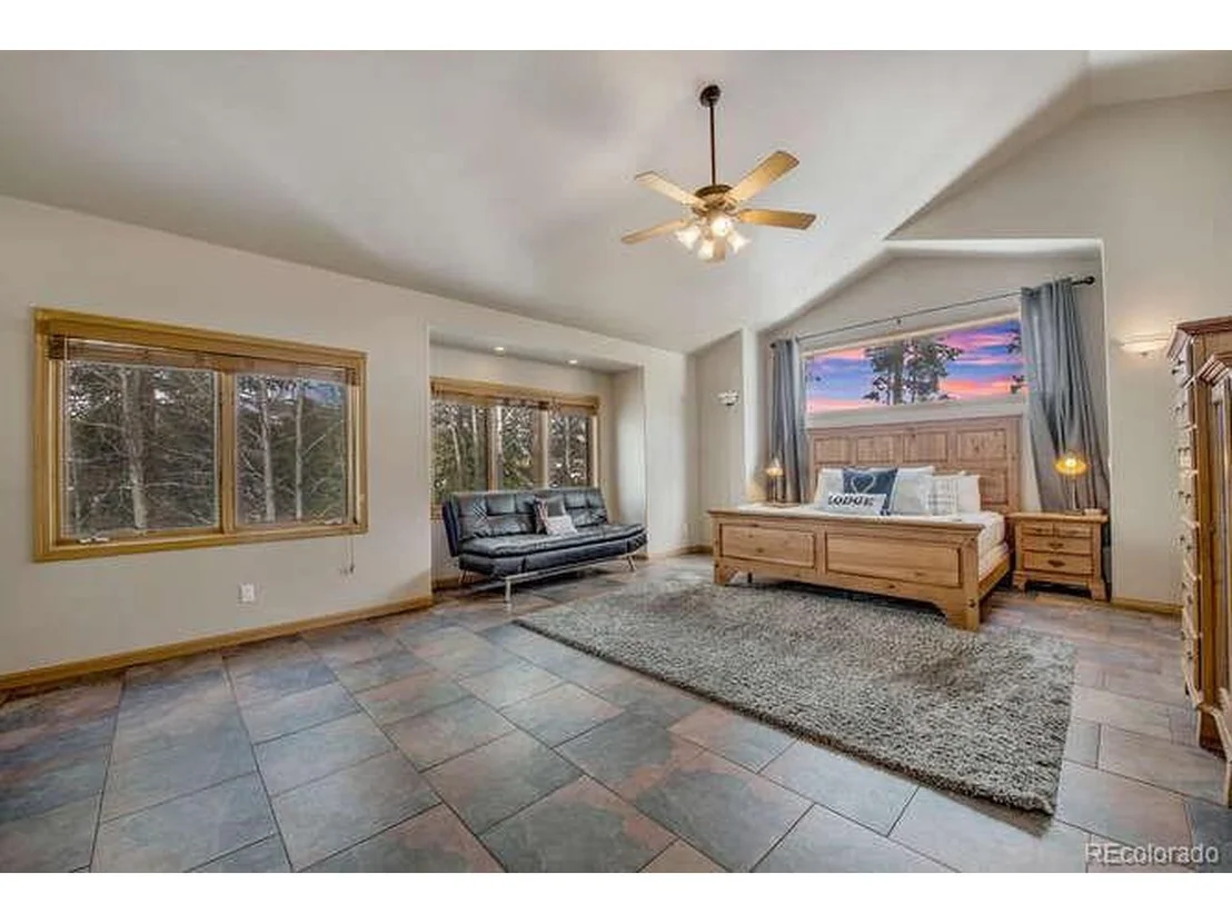 Photo of 89 Fairview Cir