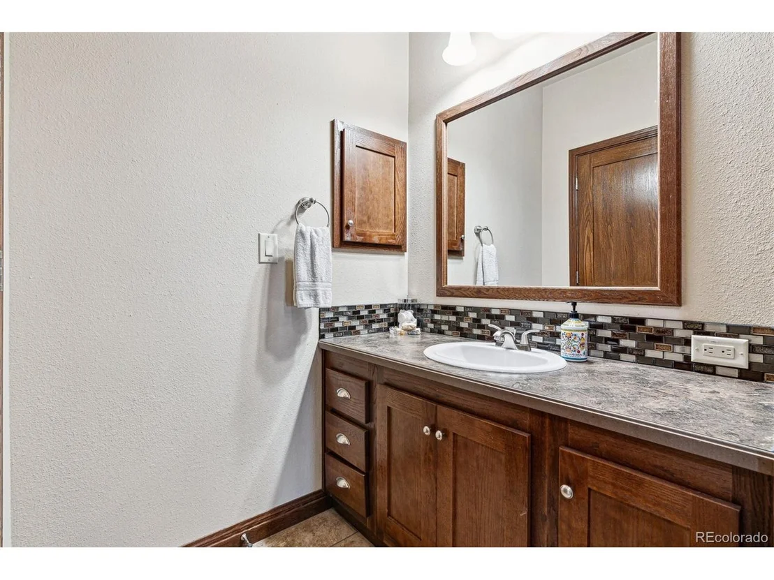 Photo of 1073 County Road 17