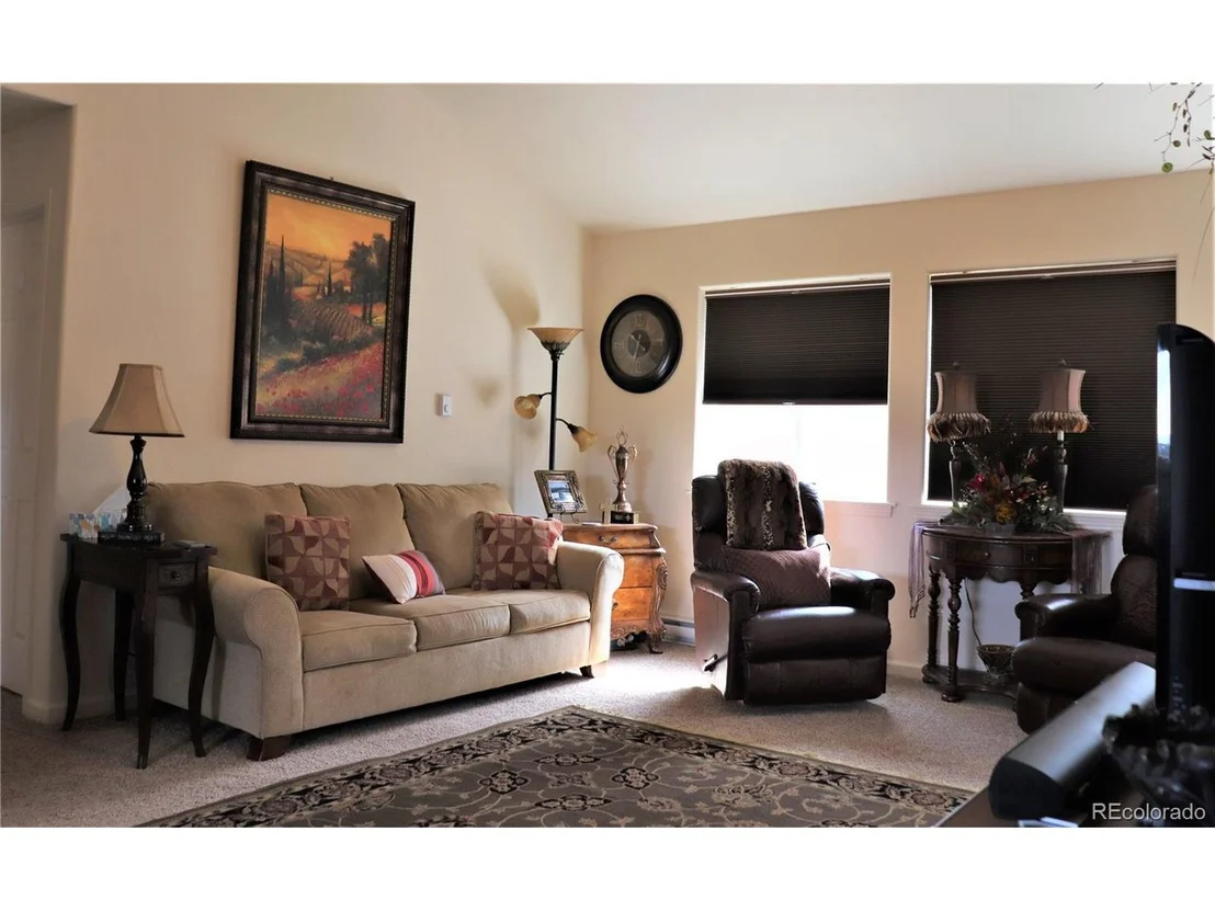 Photo of 1553 Bridle Path