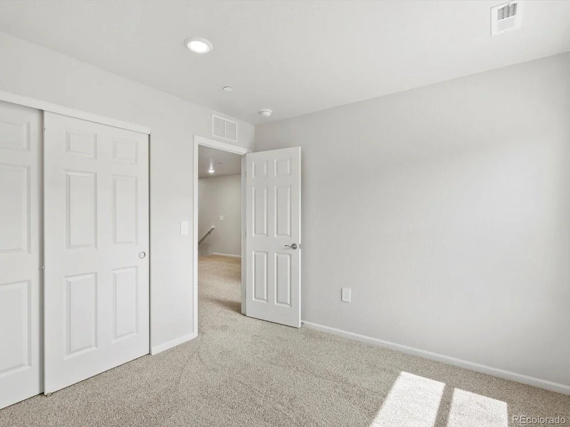 Photo of Unit 2 at 1600 Riverplace Dr