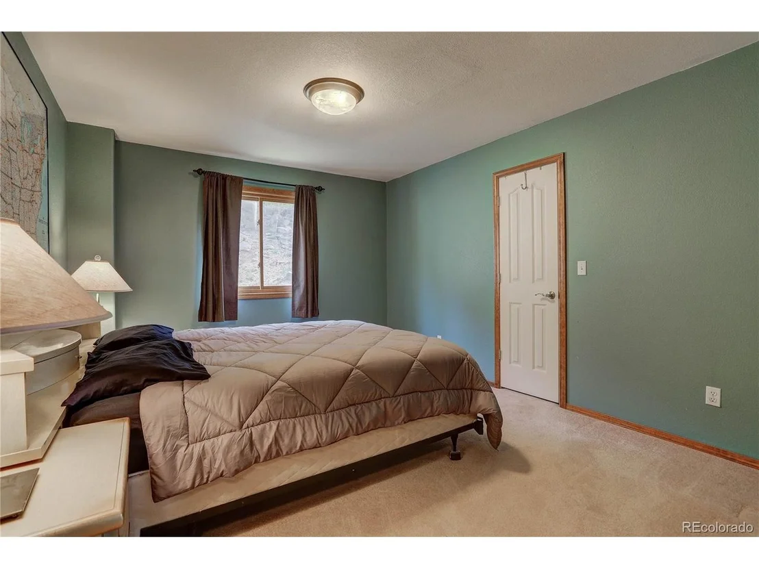 Photo of 10922 Conifer Mountain Rd