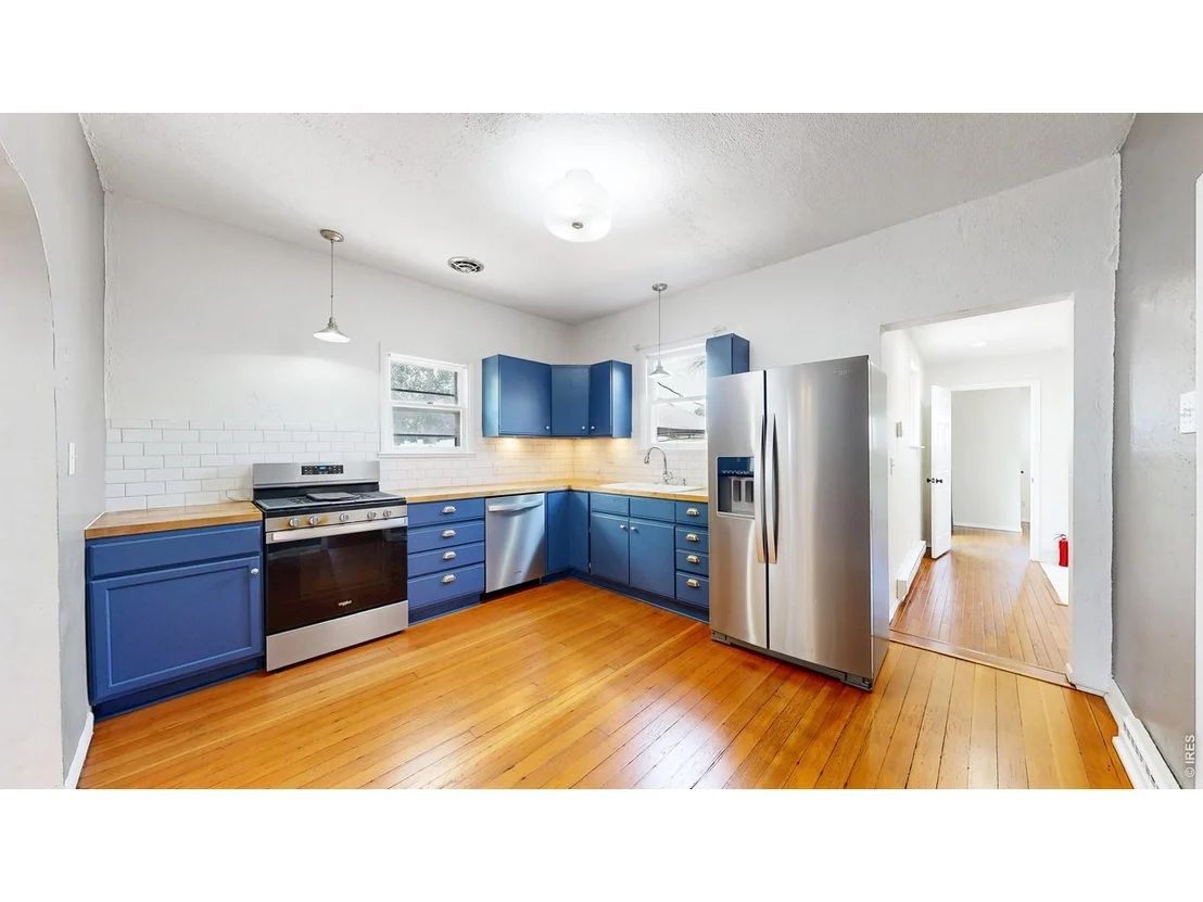 Photo of 521 1st Ave