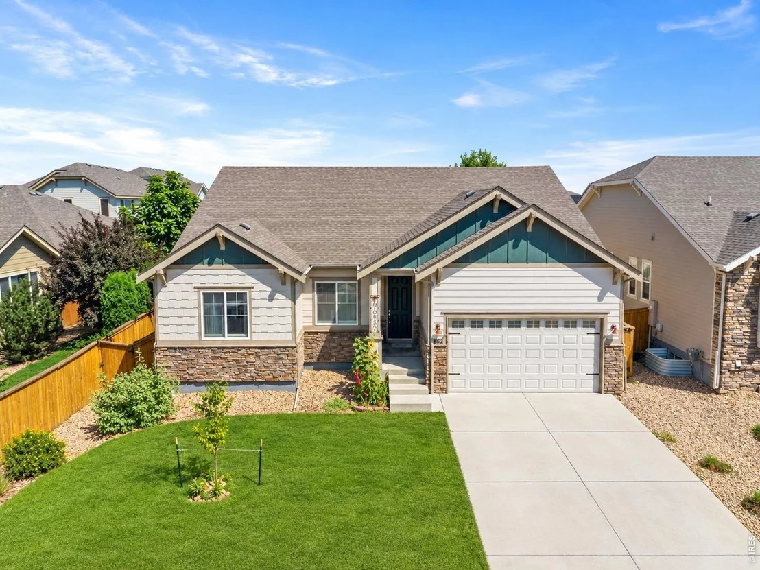Photo of 882 Jenny Ln
