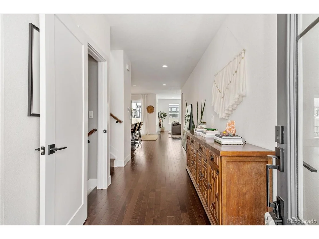Photo of 5640 Wheaton Ave
