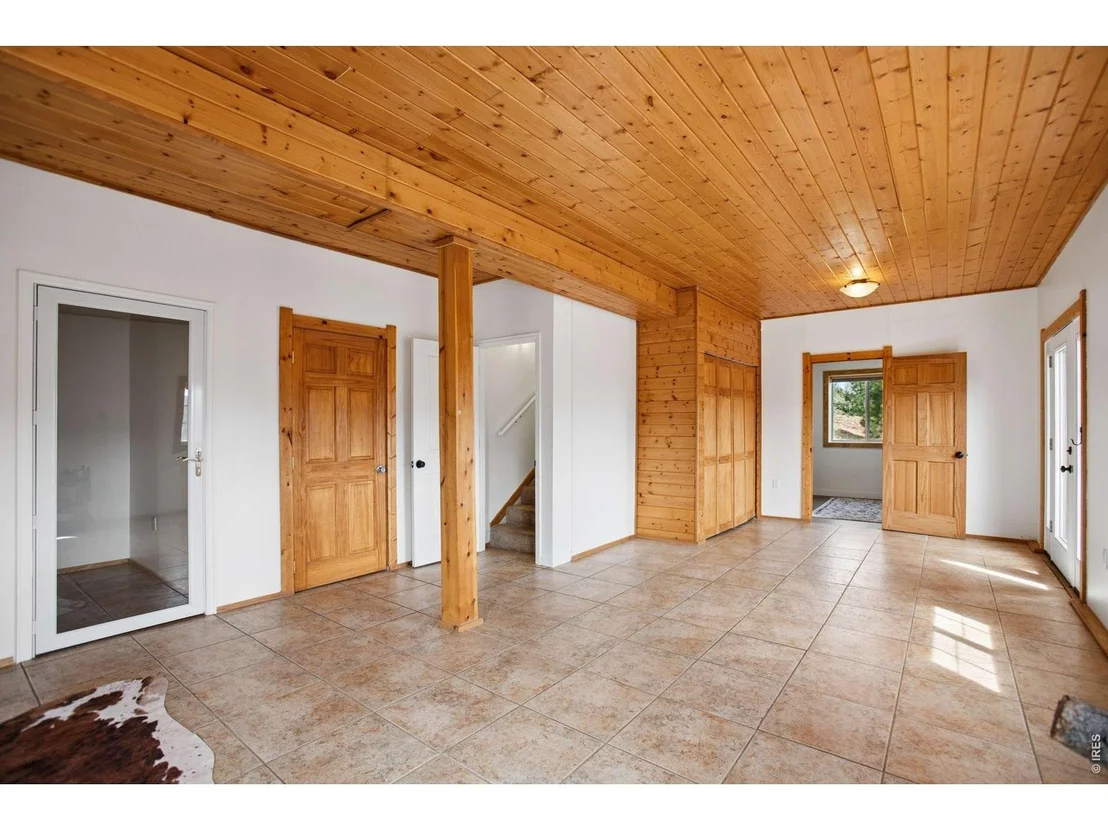 Photo of 11150 Circle Dr
