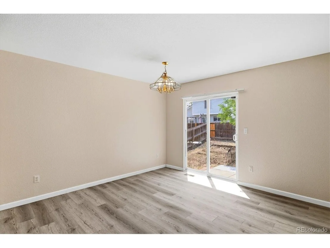 Photo of 9261 Jackson St