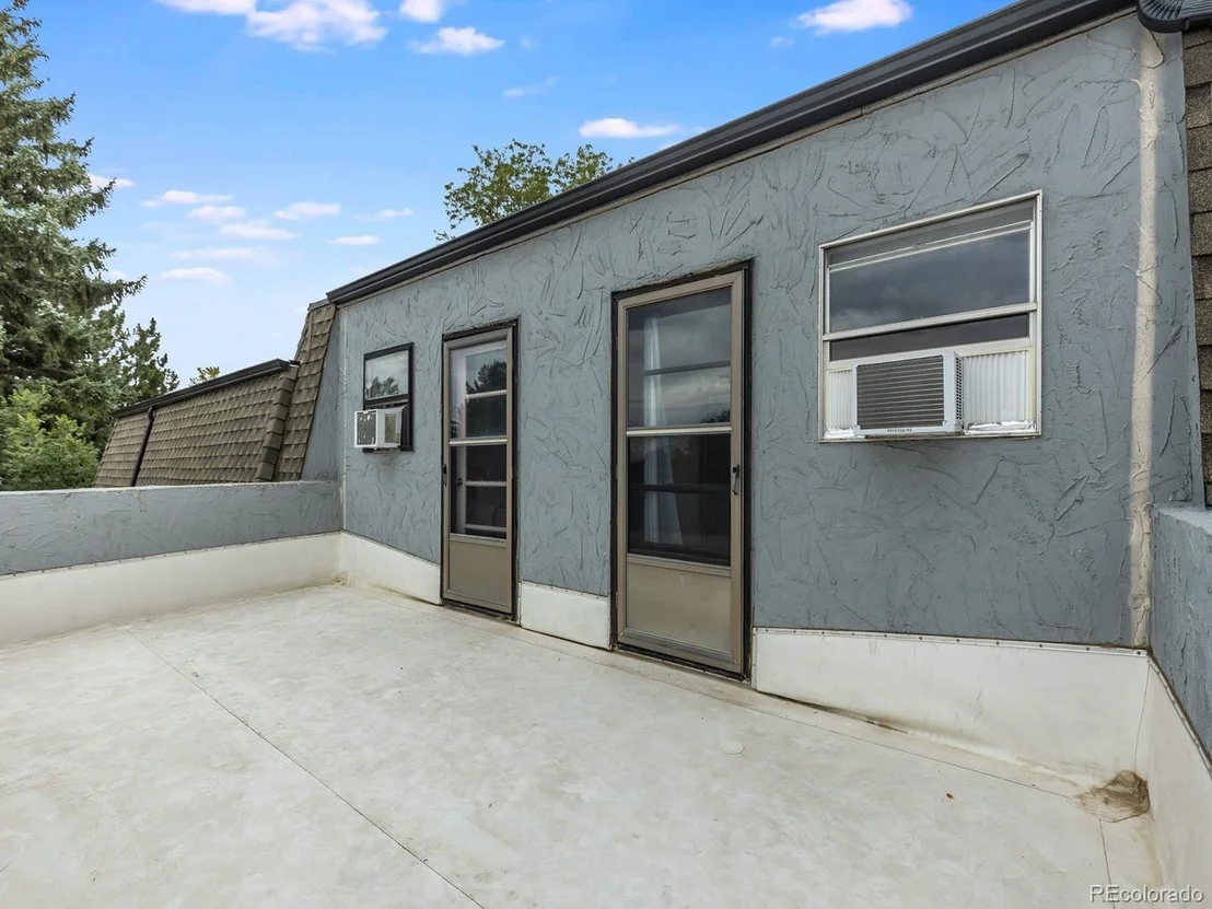 Photo of 7690 Kline Dr